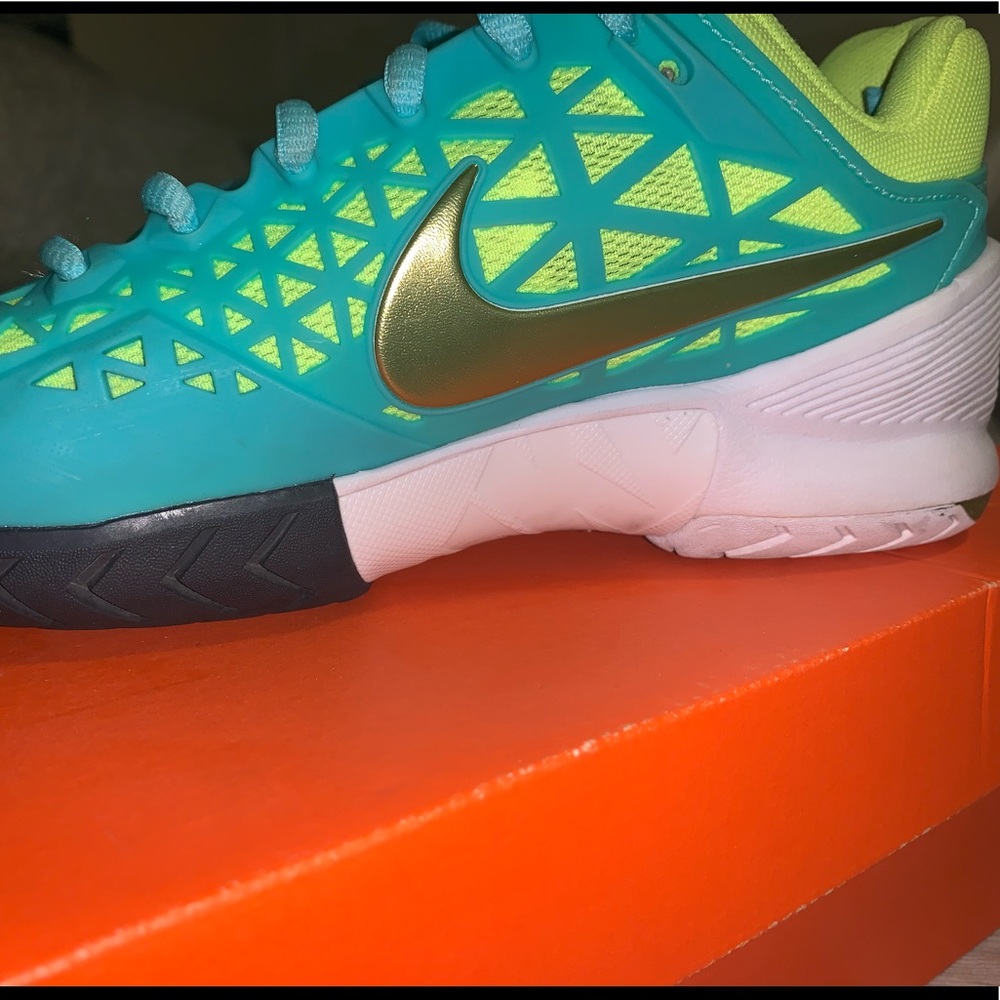 Nike Zoom Light Aqua Shoes